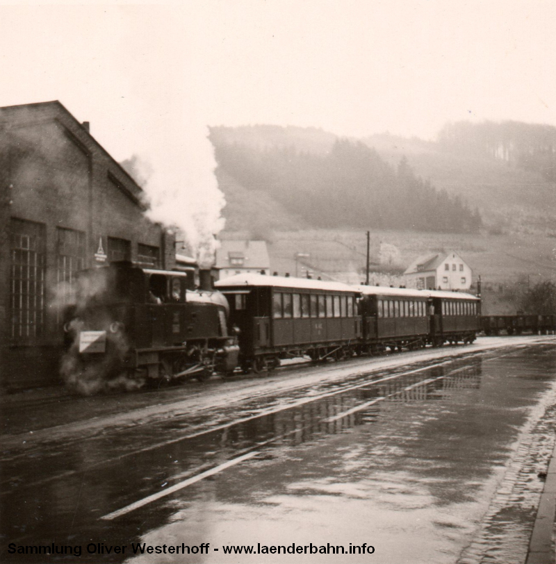 http://www.laenderbahn.info/hifo/FlohmarktfundFotoalbum/1959-kae/kae_0002.jpg