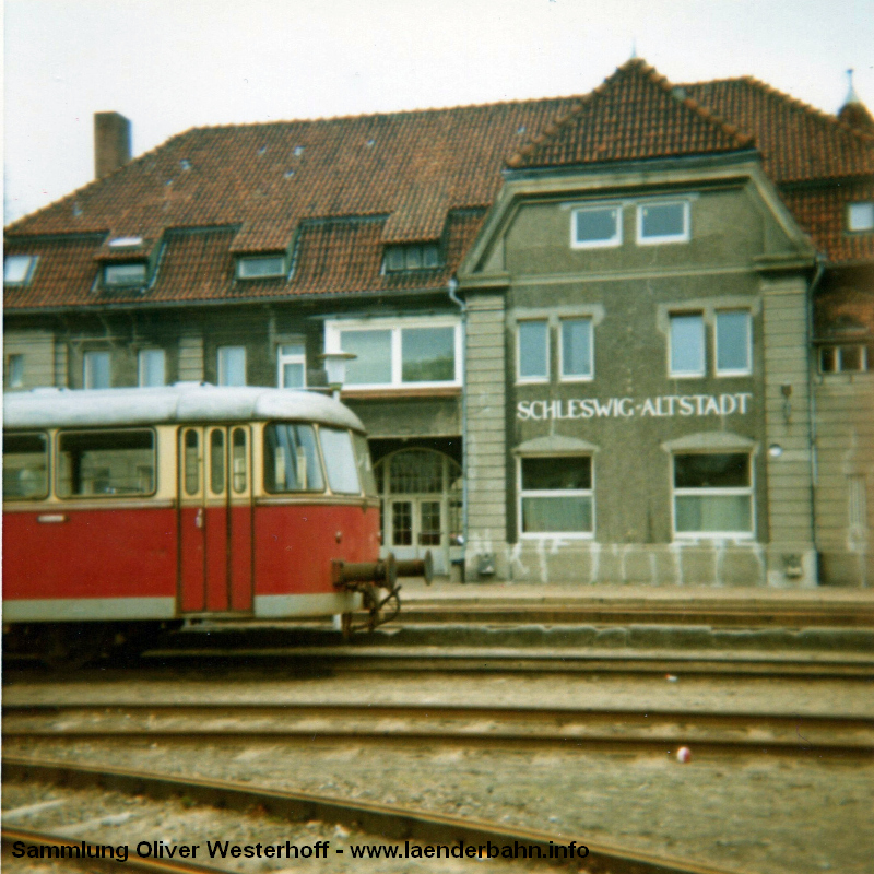 http://www.laenderbahn.info/hifo/FlohmarktfundFotoalbum/1972-Schleswig-Kappeln/image0002.jpg