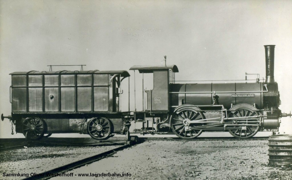 Die Lokomotive Nr. 8 "MÜNSTERLAND", gebaut 1867 von Krauss in München mit der Fabriknummer 3. Die Maschine ist noch mit dem typischen gedeckten Torftender gekuppelt. Ab Mitte der 1870er Jahre wurde zunehmend auf Kohlenfeuerung umgestellt, in diesem Zuge wurden auch die Tender umgebaut, wie z.B. auf dem Bild unten der "BORKUM" zu sehen. Die "MÜNSTERLAND" wurde nach fast 50 Betriebsjahren um 1914 ausgemustert.