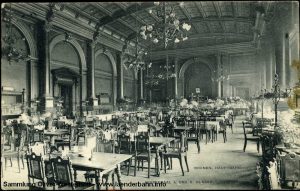 Hauptbahnhof Bremen. Die oldenburgische Strecke endete zwar in Bremen-Neustadt, allerdings liefen die Züge bis Hauptbahnhof durch. Die folgende Karte (gelaufen 1911) zeigt den Wartesaal erster und zweiter Klasse.