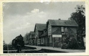 Noch einmal der Bahnhof von der Gleisseite, die Erweiterungen sind mittlerweile abgeschlossen.