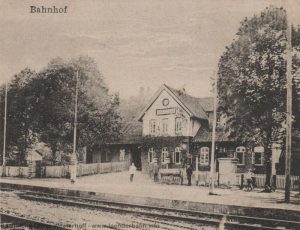 Der Bahnhof Huntlosen etwa in den frühen 1920er Jahren.